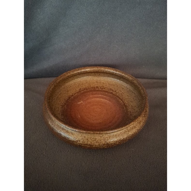 Brun keramik sk�l