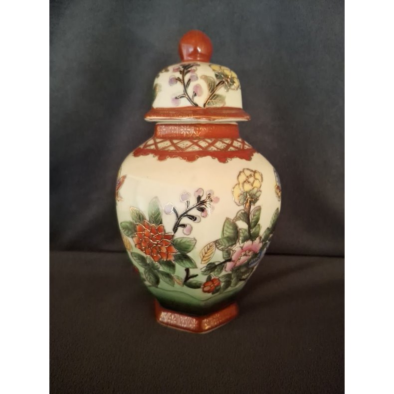 Japans krukke med l�g