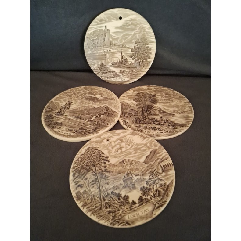 4 platter Wedgwood