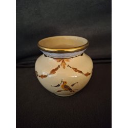 Aluminia vase