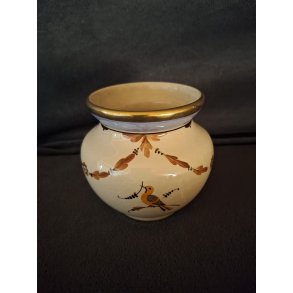 Aluminia vase