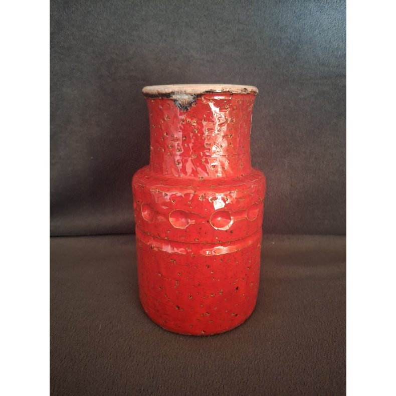 R�d vase