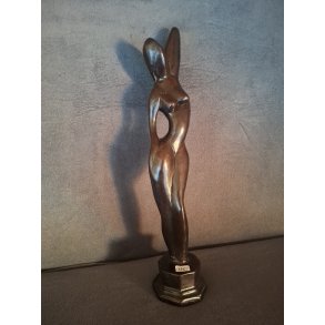Figur af n�gen kvinde 
